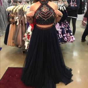 Sherri Hill prom dress